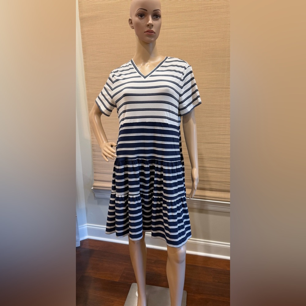 Lands' End Navy and White Striped Tiered V-Neck Top
Tencel Fabric 
M/P